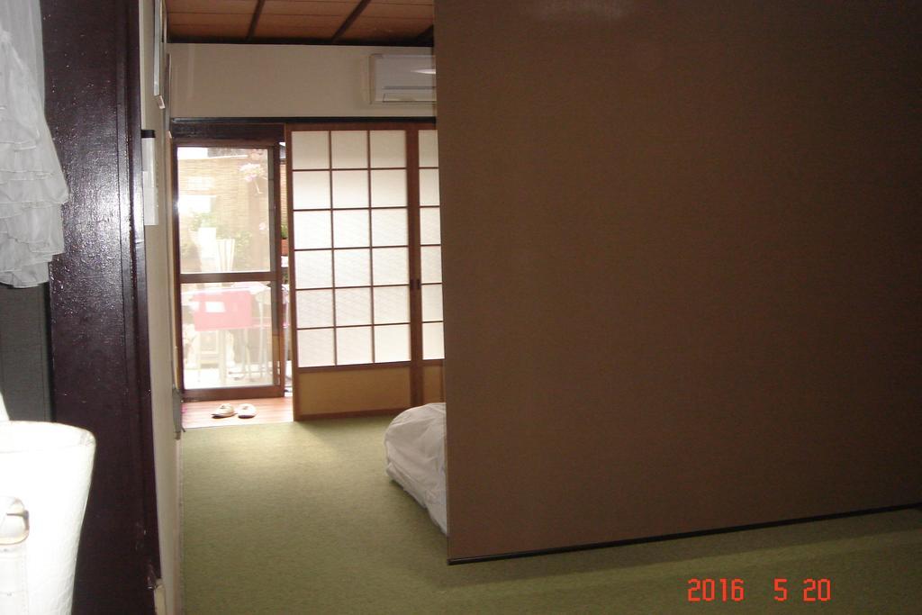 Guesthouse Siam Осака Екстериор снимка